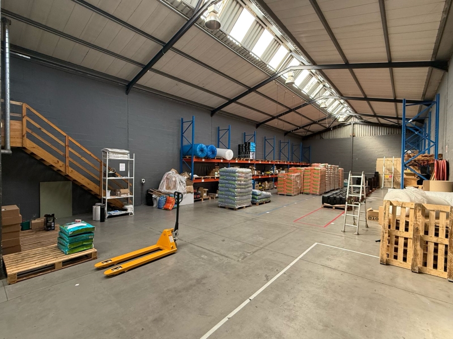 To Let commercial Property for Rent in Brackenfell Central Western Cape